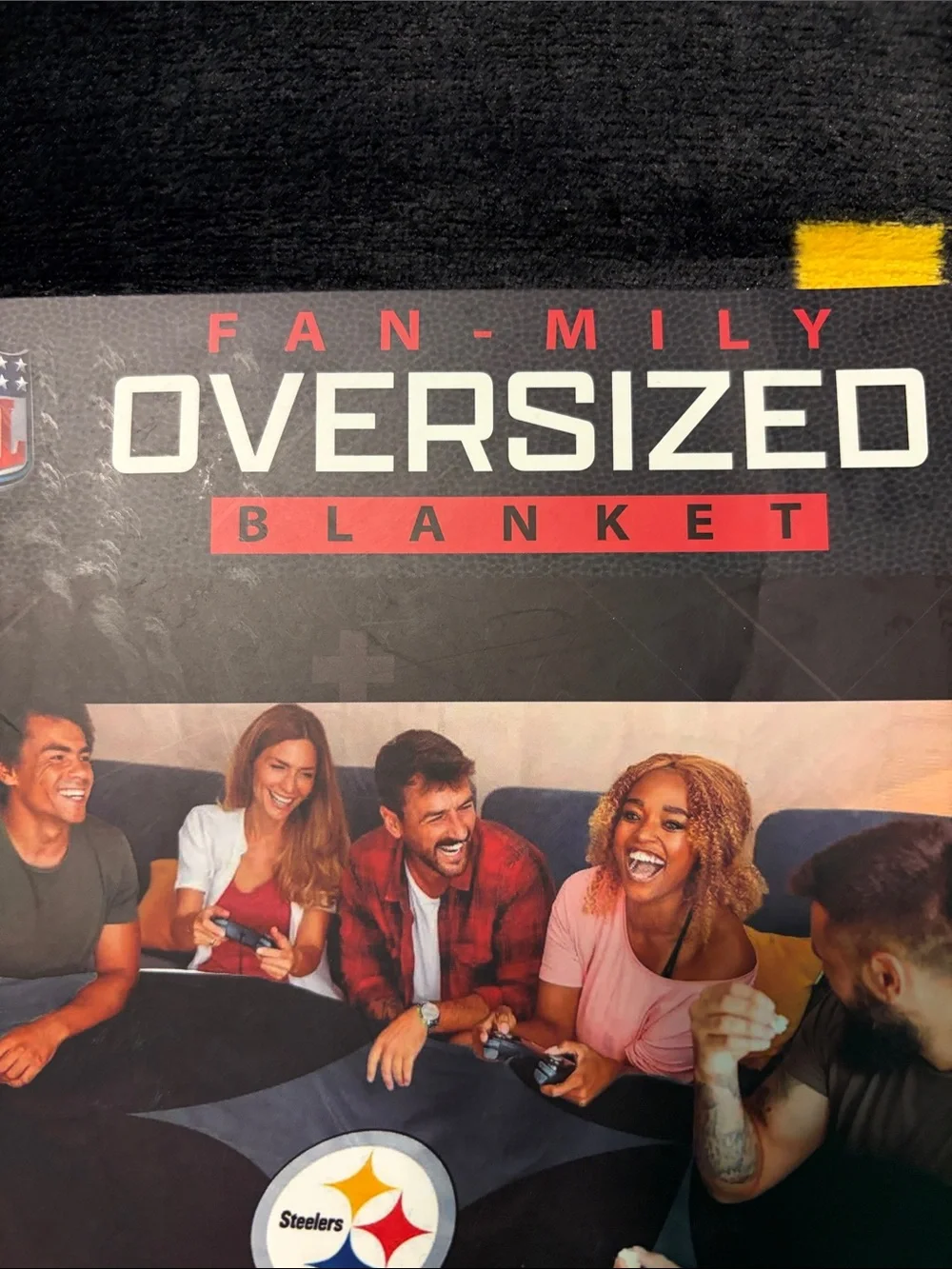 FAN-MILY oversized Steelers Blanket